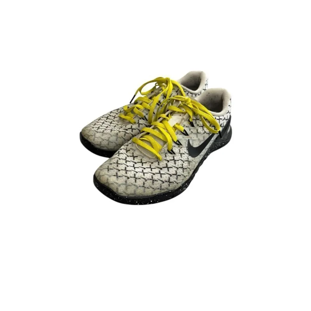 Nike Metcon Training Shoes Black Yellow Speckled Sole Women’s 7.5